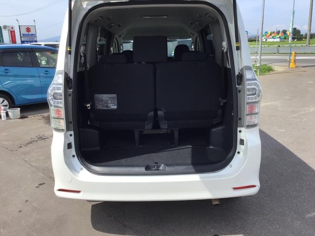 2011 TOYOTA VOXY ZS